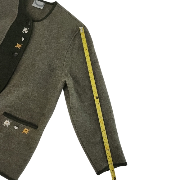 BURGFRIED Vintage Austrian Boiled Wool Cardigan  Green/Olive Embroidery  Size 38 - Picture 13 of 13